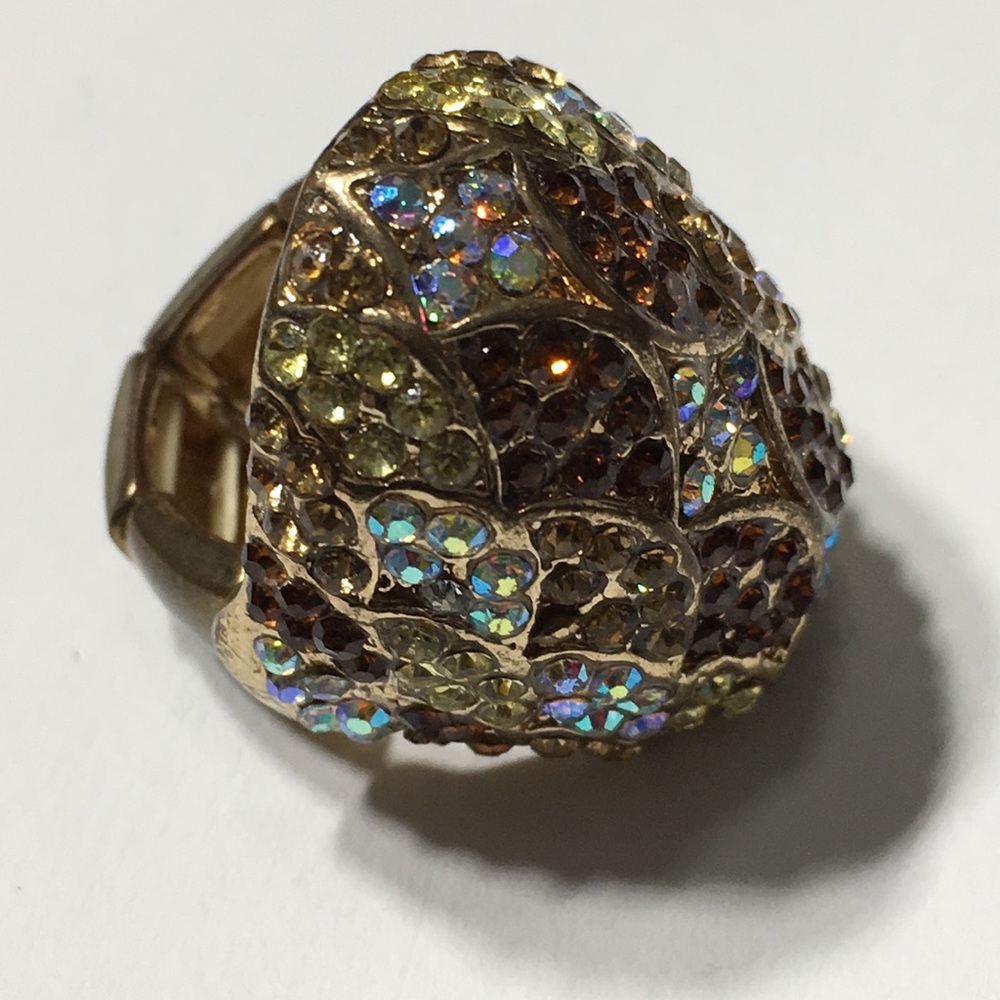 Vintage Rhinestone Stretchable Ring - Picture 2 of 8